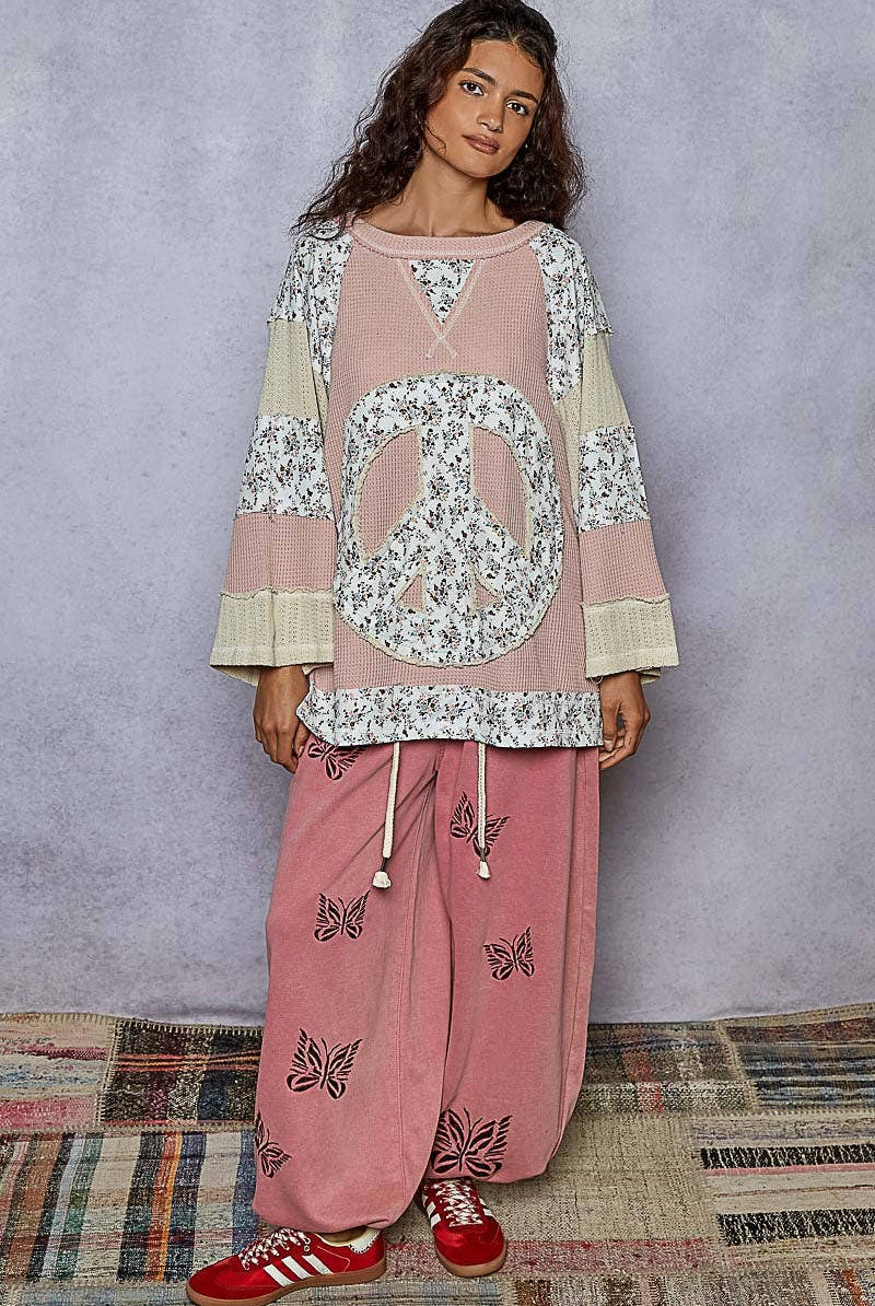 POL Clothing - Peace Sign Top-Pullover Top-Pol Clothing-Stuffology - Where Vintage Meets Modern, A Boutique for Real Women in Crosbyton, TX