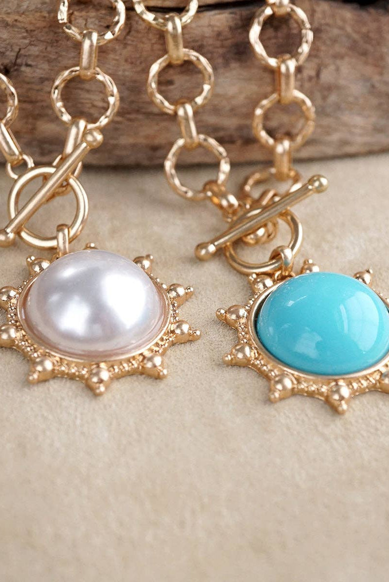 Suncrest Duo – Toggle Charm Chain Necklace-PennyLine inc-Stuffology - Where Vintage Meets Modern, A Boutique for Real Women in Crosbyton, TX
