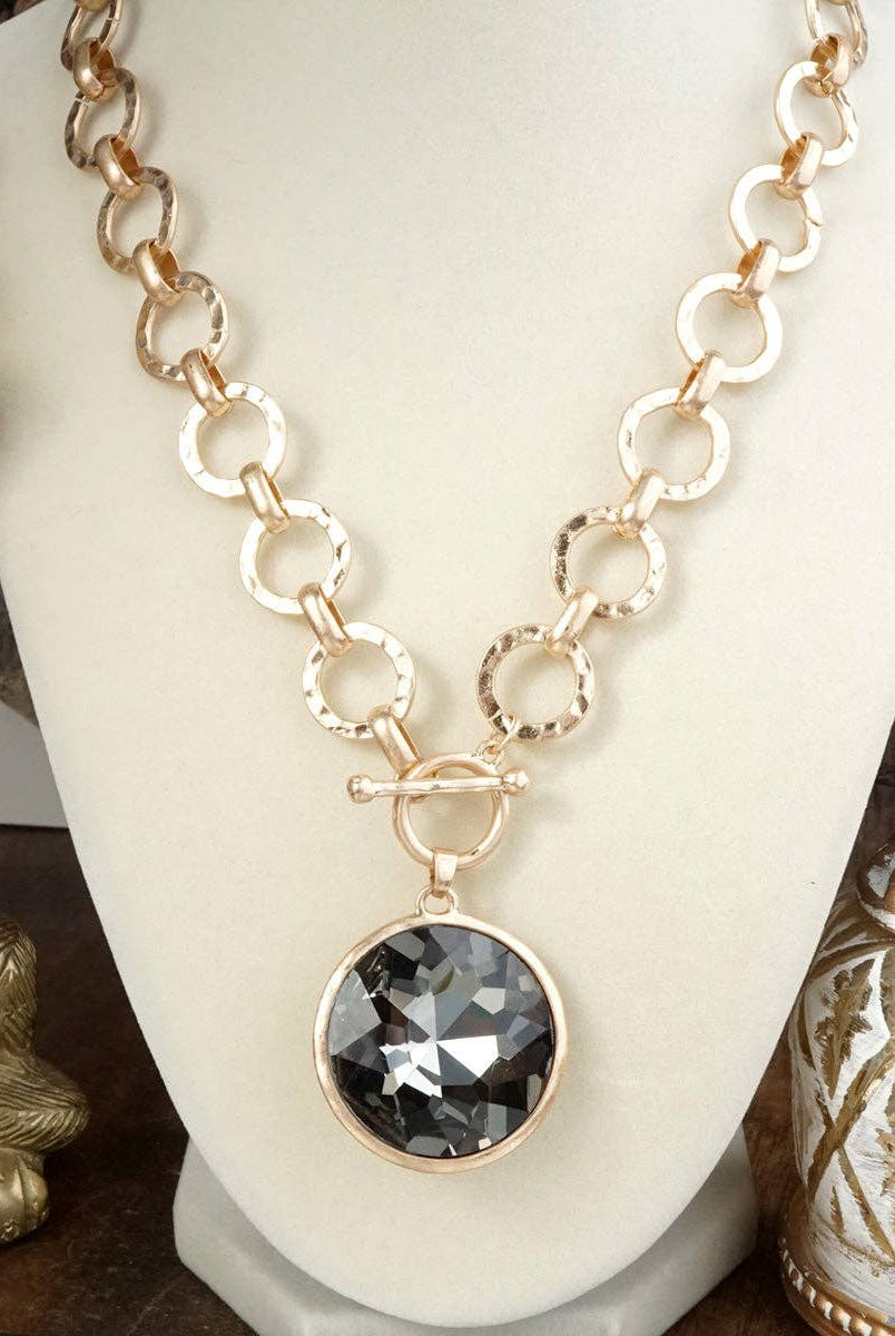 Gilded Radiance – Chunky Ring Chain Necklace with Sparkly Crystal-necklace-PennyLine inc-Stuffology - Where Vintage Meets Modern, A Boutique for Real Women in Crosbyton, TX