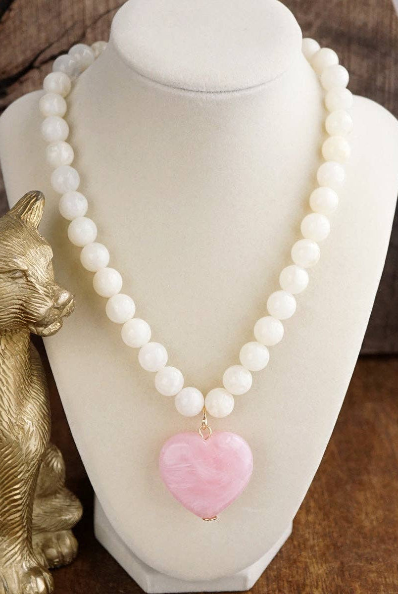 Heart Beaded Necklace-Necklaces-PennyLine inc-Stuffology - Where Vintage Meets Modern, A Boutique for Real Women in Crosbyton, TX