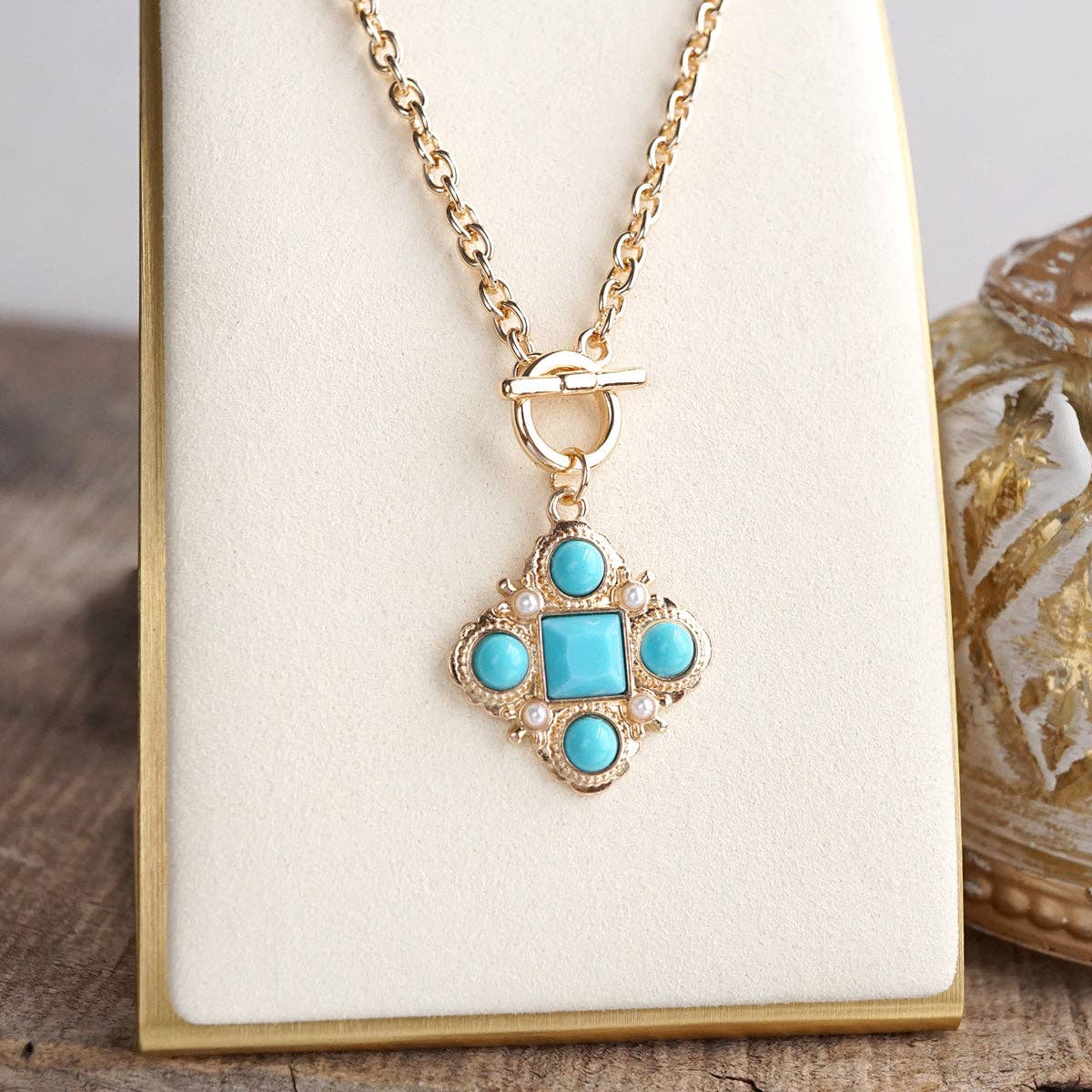 Ornate Pendant Necklace-Necklaces-PennyLine inc-Stuffology - Where Vintage Meets Modern, A Boutique for Real Women in Crosbyton, TX