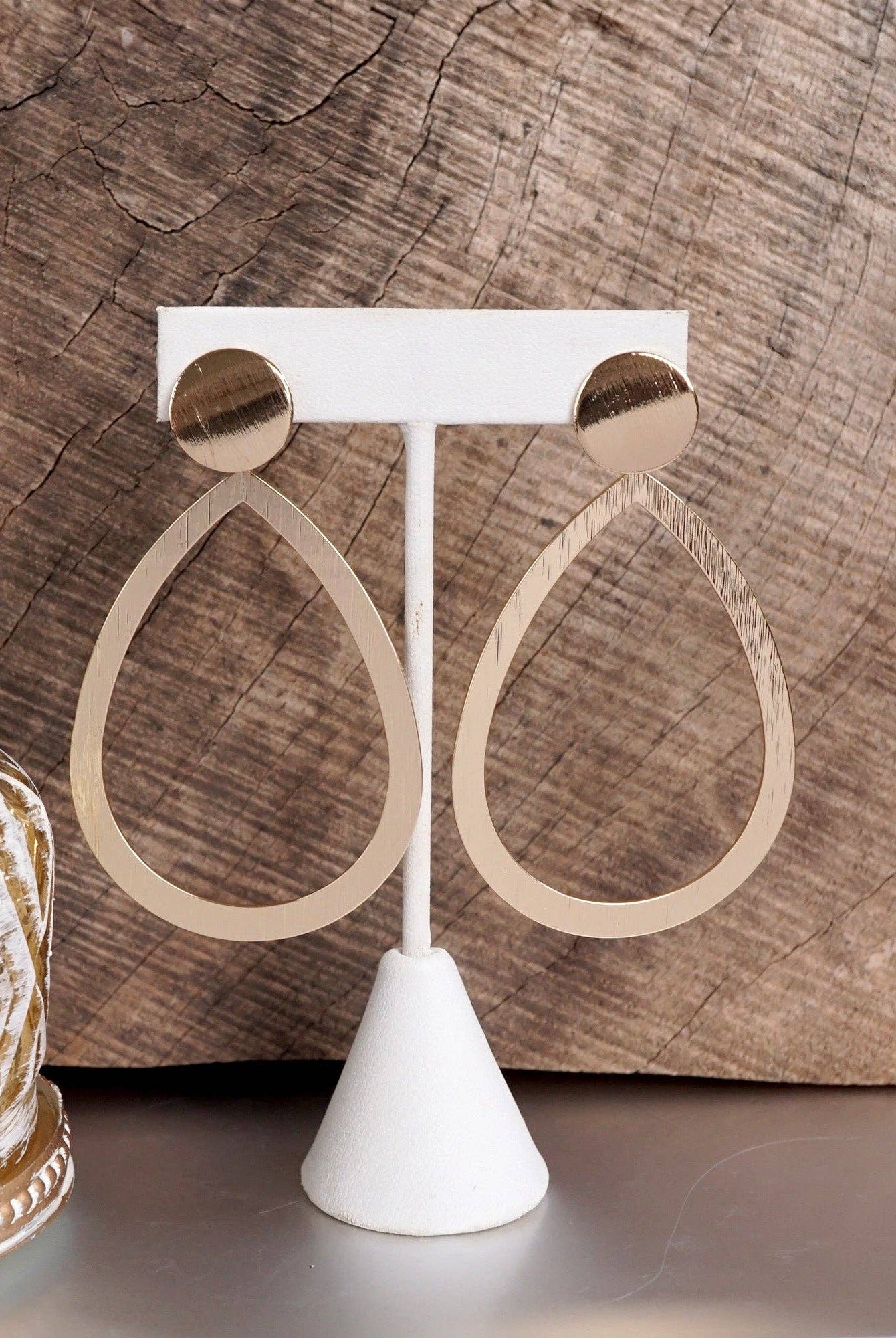 Teardrop Shape Statement Earrings – Gold Tone-PennyLine inc-Stuffology - Where Vintage Meets Modern, A Boutique for Real Women in Crosbyton, TX