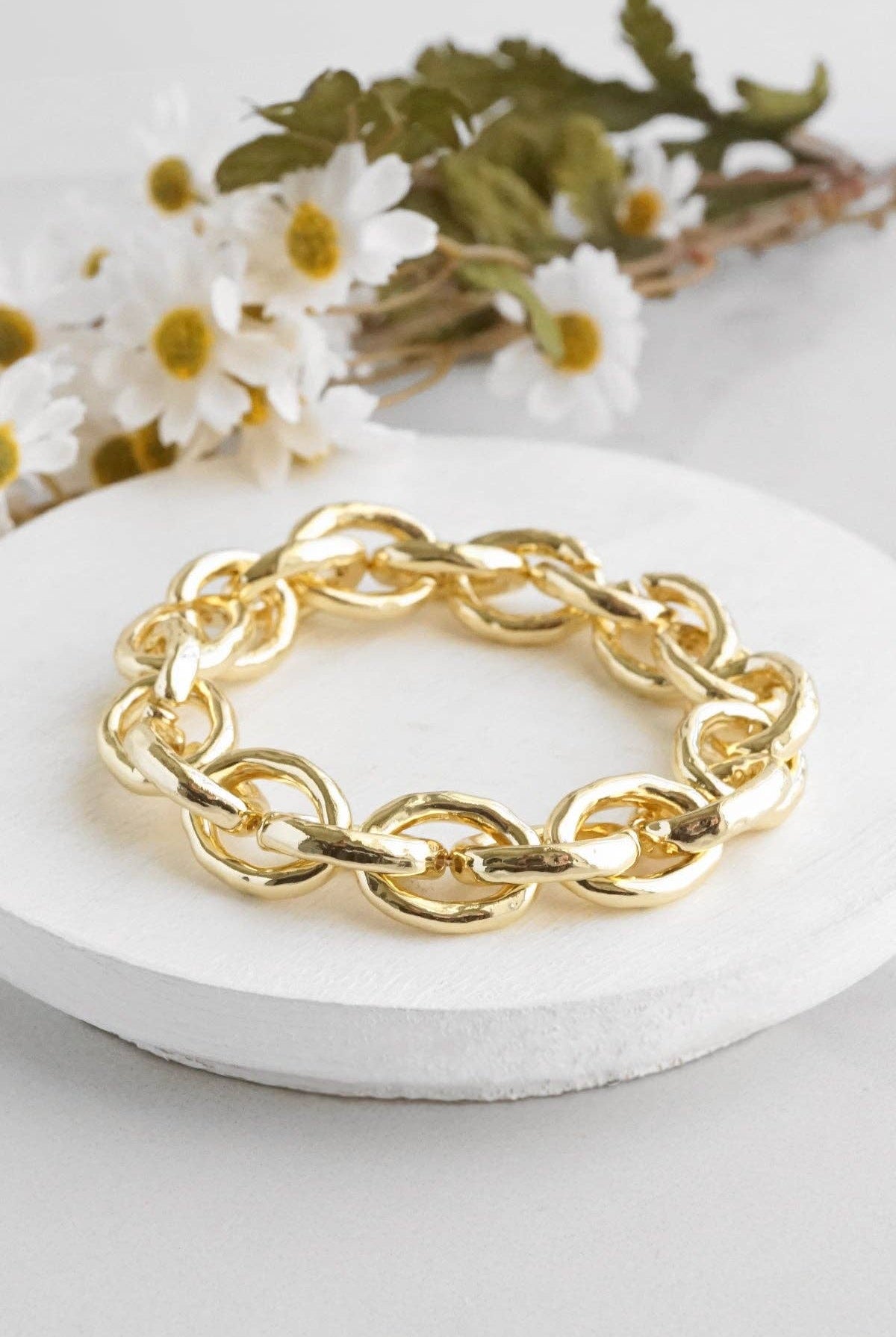 Gold Chunky Chain Bracelet-Bracelets-PennyLine inc-Stuffology - Where Vintage Meets Modern, A Boutique for Real Women in Crosbyton, TX