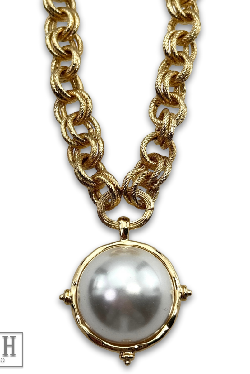 Pearl bead pendant necklace-necklace-Pink Panache Brands-Stuffology - Where Vintage Meets Modern, A Boutique for Real Women in Crosbyton, TX