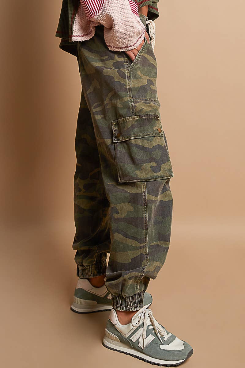 POL Clothing Camo Jogger Pant-Joggers-Pol Clothing-Stuffology - Where Vintage Meets Modern, A Boutique for Real Women in Crosbyton, TX