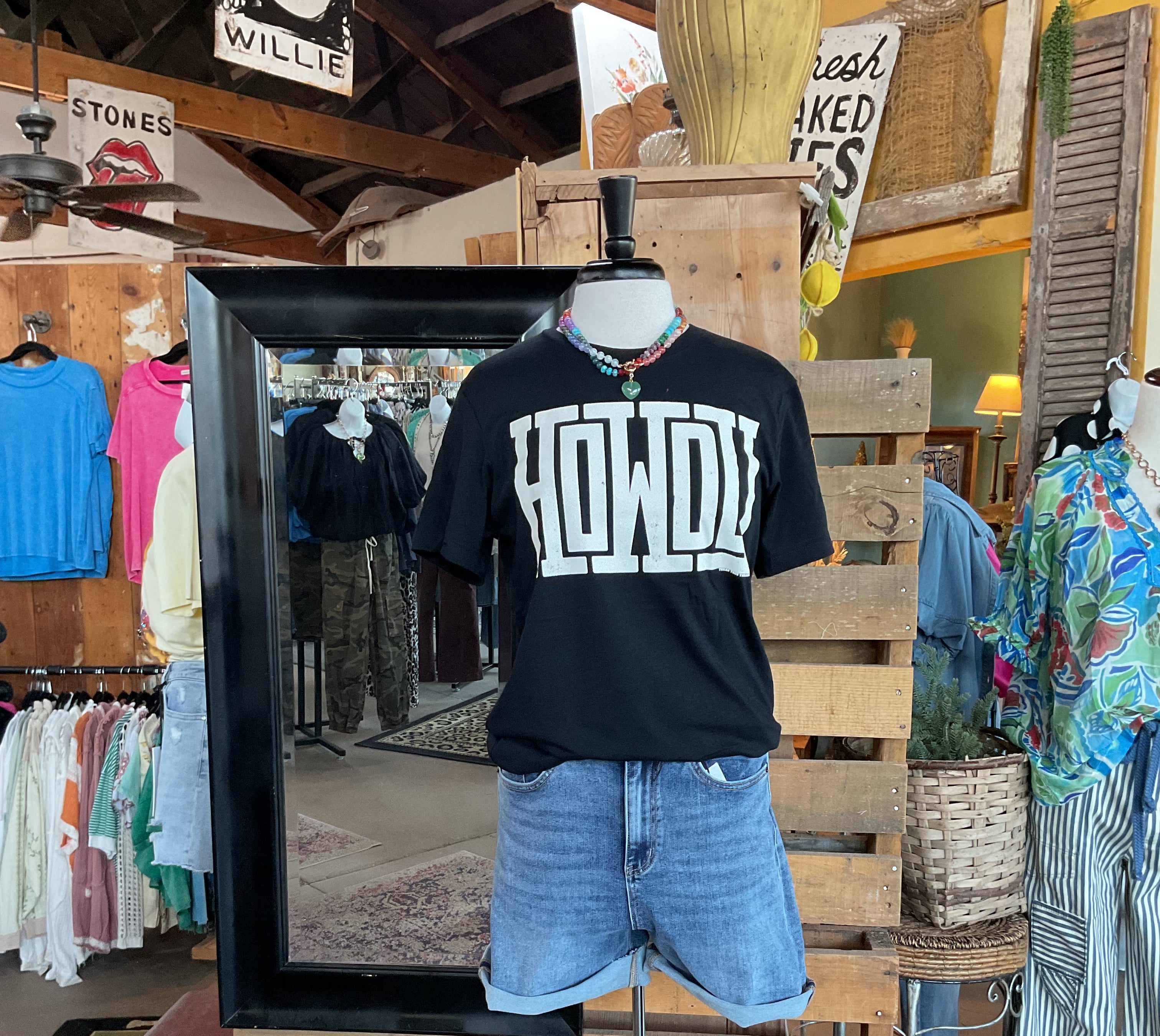 Howdy Block Tee-Graphic Tees-Texas True Threads-Stuffology - Where Vintage Meets Modern, A Boutique for Real Women in Crosbyton, TX