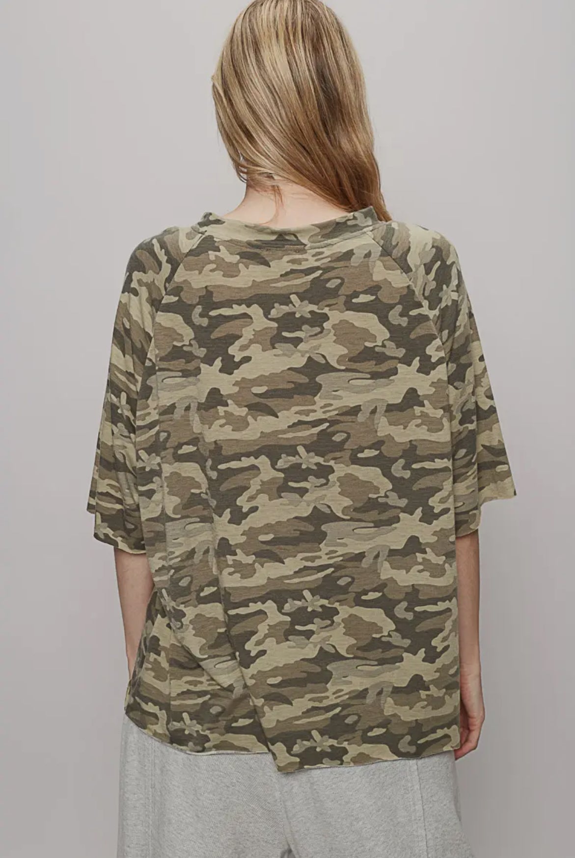 POL Clothing Camo Short Sleeve Roomy Fit Top-POL Clothing-Stuffology - Where Vintage Meets Modern, A Boutique for Real Women in Crosbyton, TX