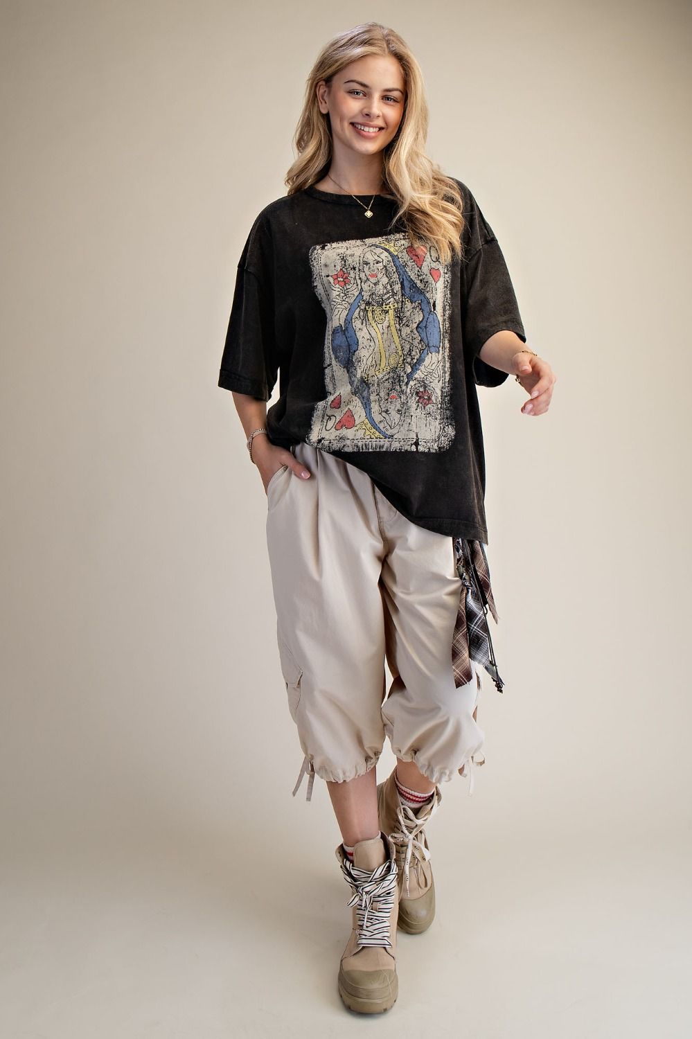 Queen of Hearts Graphic Tee-Graphic Tees-Easel-Stuffology - Where Vintage Meets Modern, A Boutique for Real Women in Crosbyton, TX