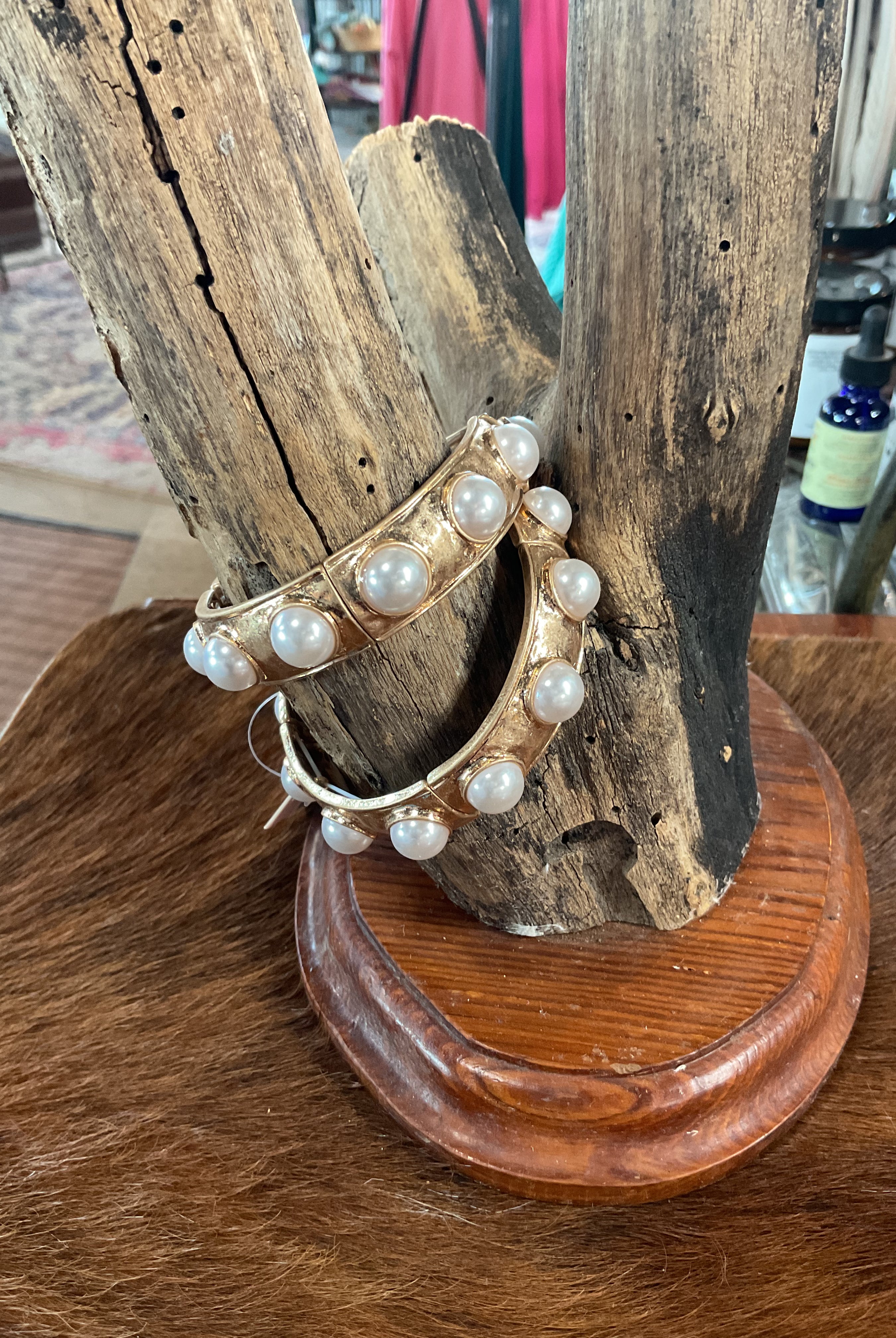 Eternity Statement Gold Tone Bangle-Bracelets-PennyLine inc-Stuffology - Where Vintage Meets Modern, A Boutique for Real Women in Crosbyton, TX