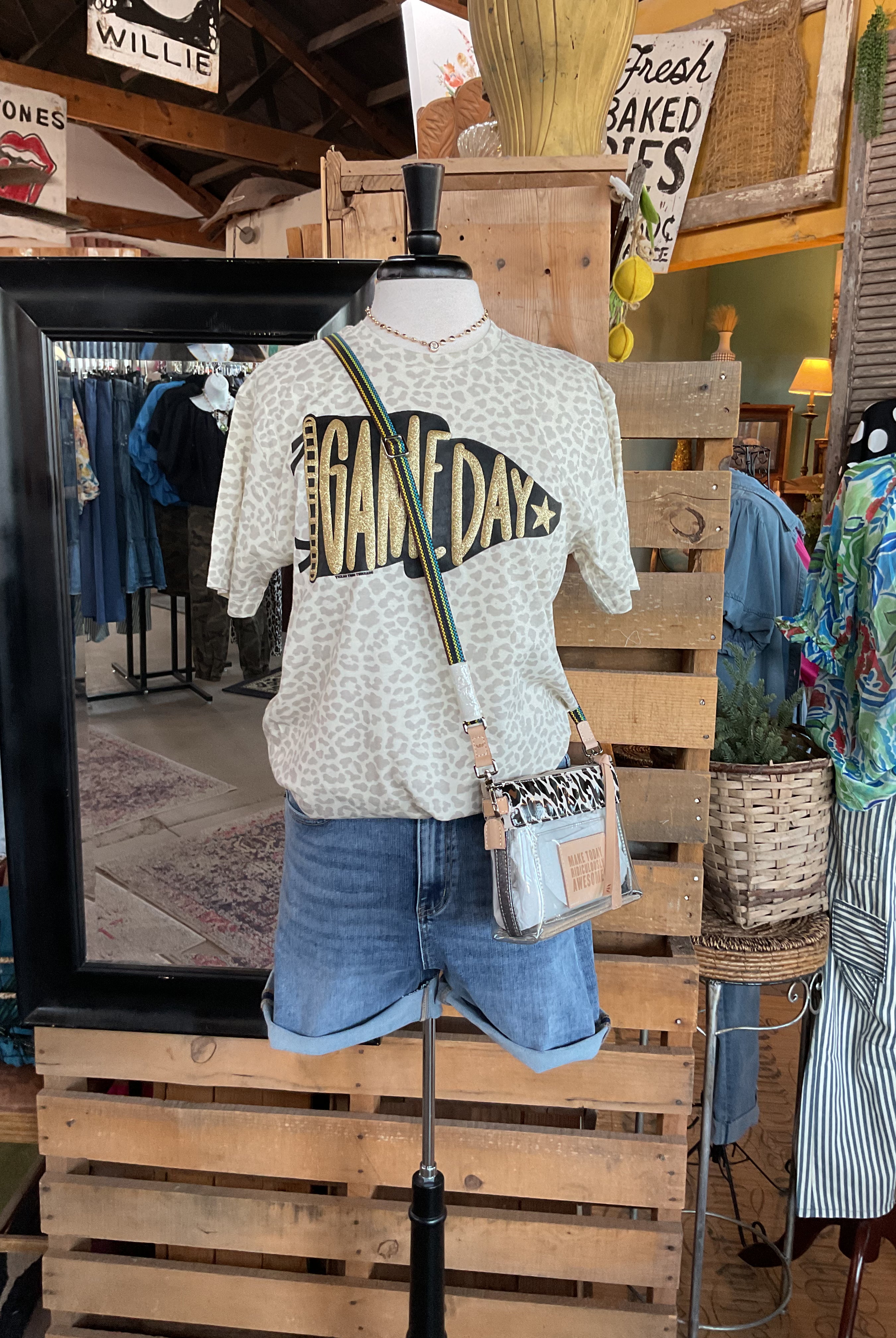 Leopard Game Day Tee-Graphic Tees-Texas True Threads-Stuffology - Where Vintage Meets Modern, A Boutique for Real Women in Crosbyton, TX
