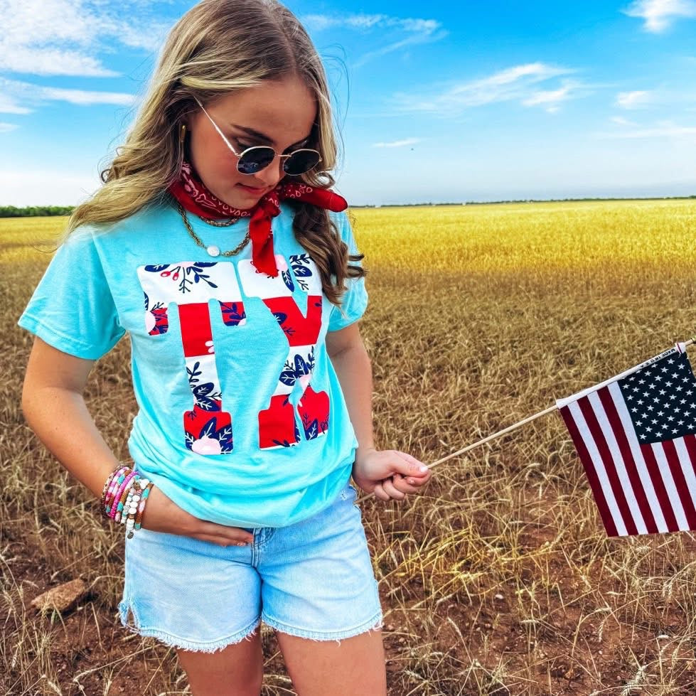 Texas Patriotic Graphic Tee-Graphic Tees-Prickly Pear TX-Stuffology - Where Vintage Meets Modern, A Boutique for Real Women in Crosbyton, TX