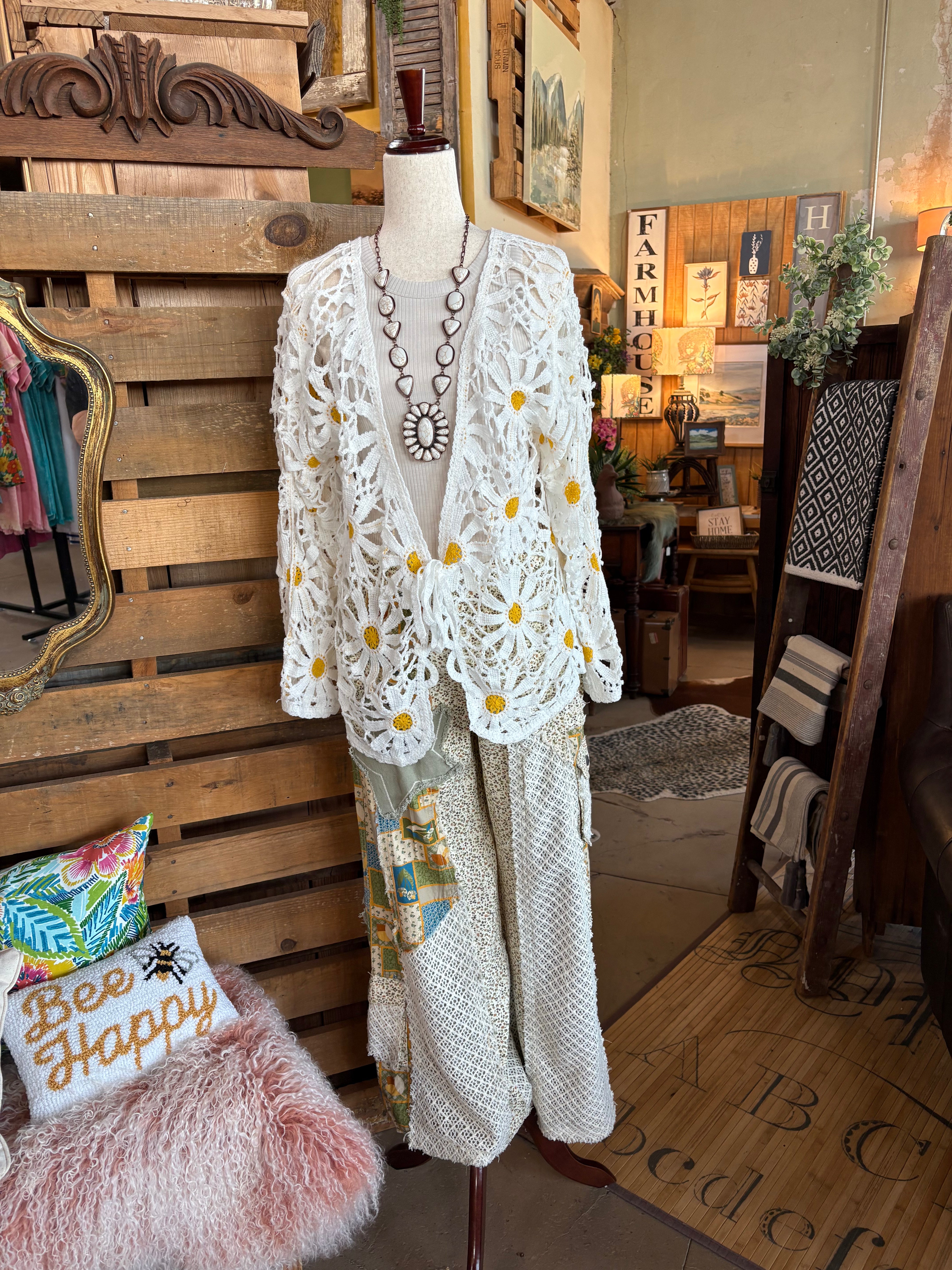 Faux Ivory and Copper Faux Squash Blossom Necklace-Jewelry-Stuffology Boutique -Stuffology - Where Vintage Meets Modern, A Boutique for Real Women in Crosbyton, TX