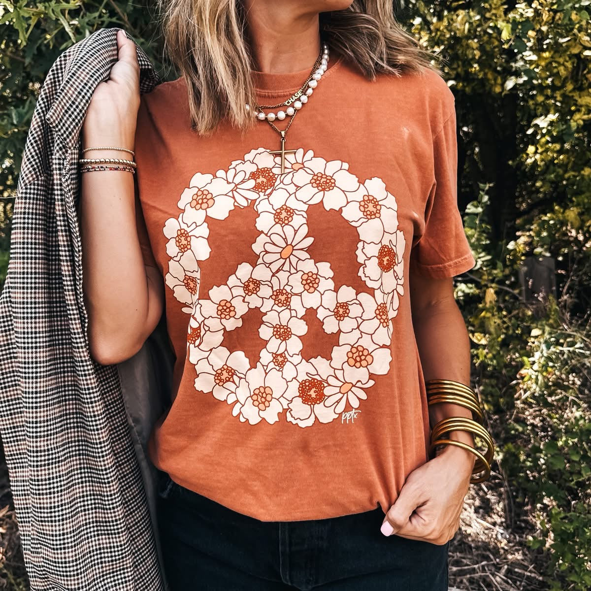 Retro Peace Floral Graphic Tee-Stuffology Boutique -Stuffology - Where Vintage Meets Modern, A Boutique for Real Women in Crosbyton, TX