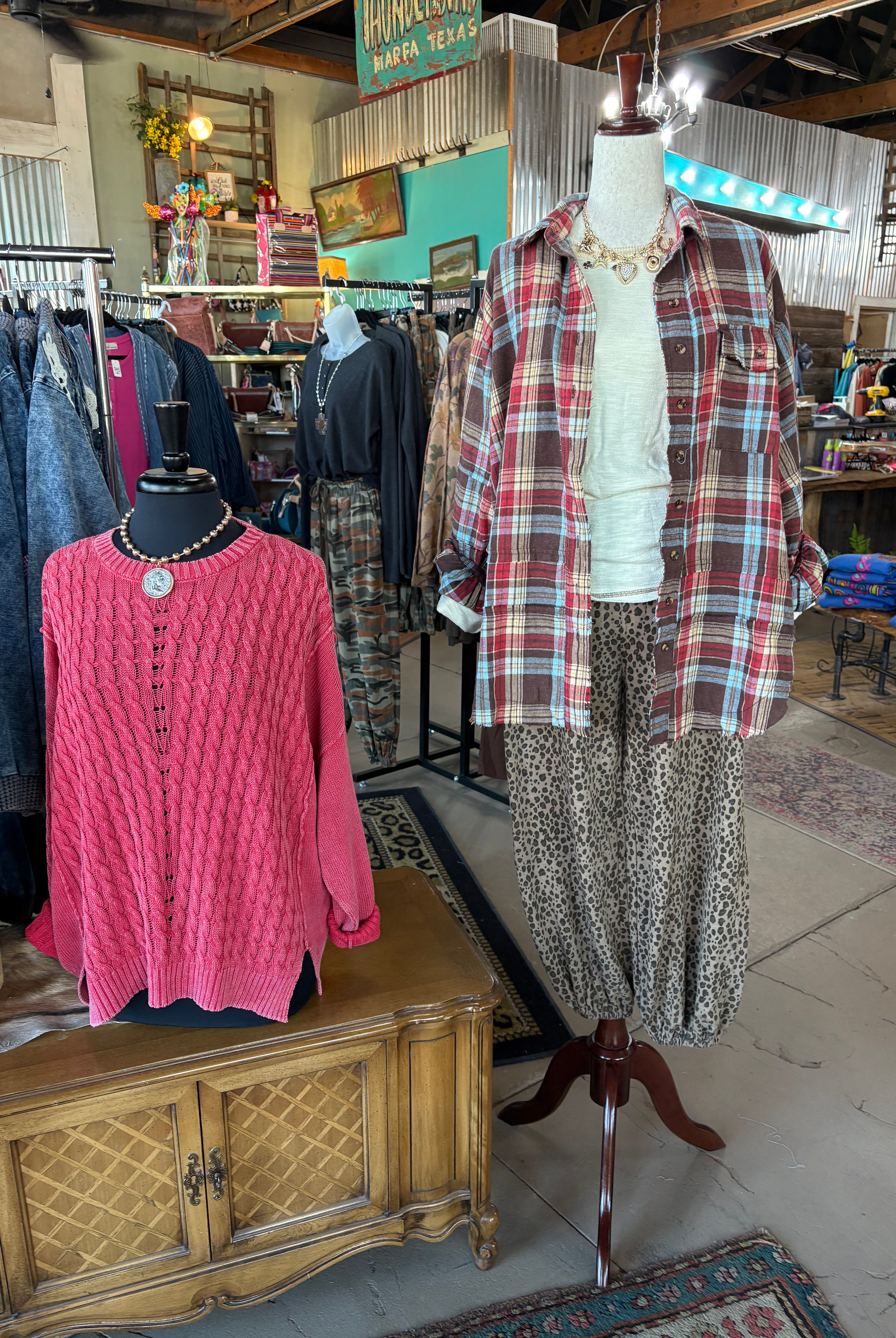 Long Sleeve Mineral Washed Plaid Flannel Tunic Top - Easel-TOP-EASEL-Stuffology - Where Vintage Meets Modern, A Boutique for Real Women in Crosbyton, TX