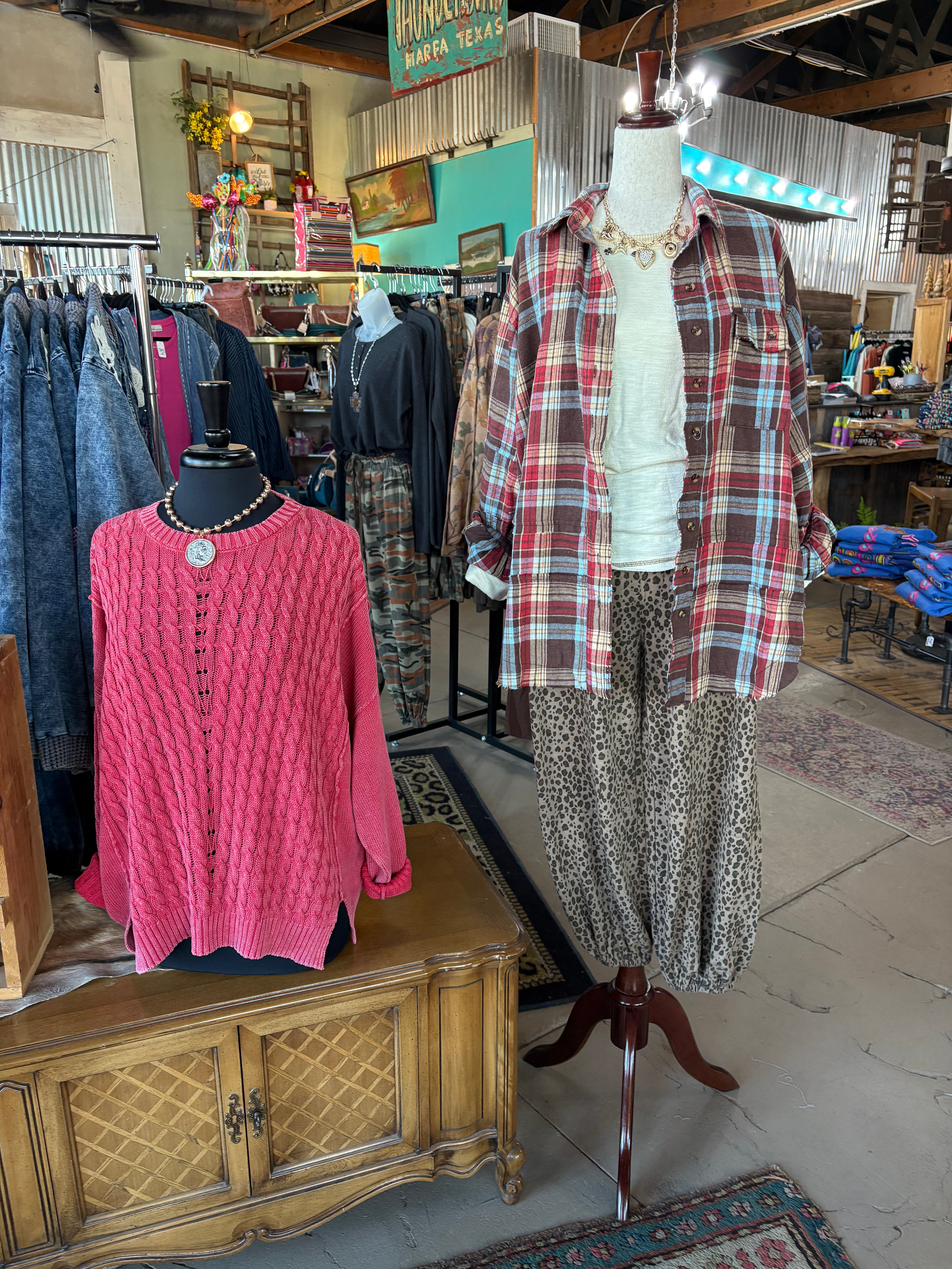 Long Sleeve Mineral Washed Plaid Flannel Tunic Top - Easel-TOP-EASEL-Stuffology - Where Vintage Meets Modern, A Boutique for Real Women in Crosbyton, TX