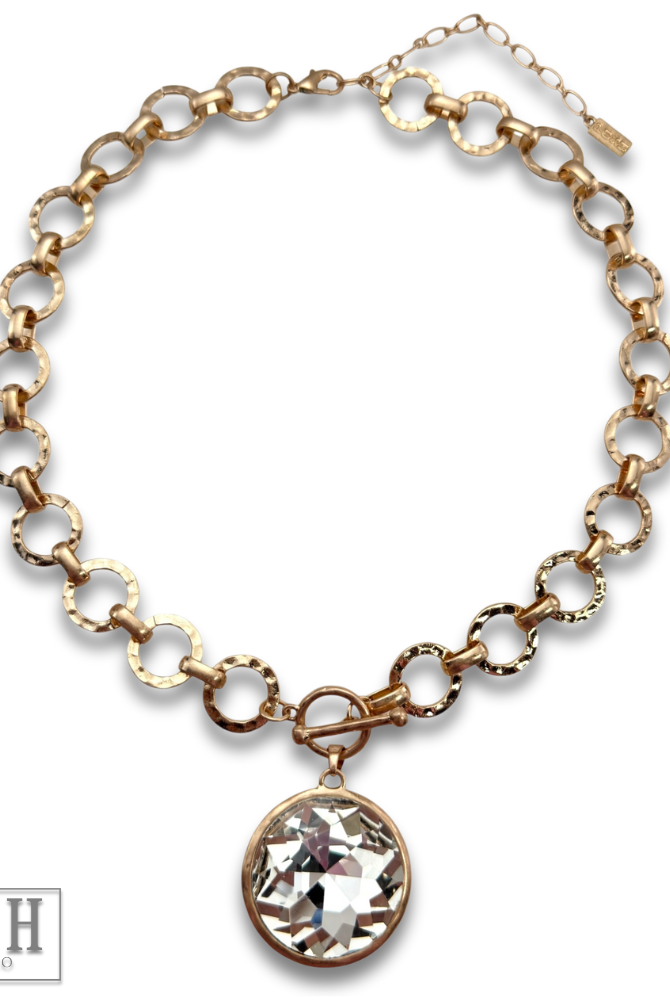 Chunky chain and round pendant necklace-Pink Panache Brands-Stuffology - Where Vintage Meets Modern, A Boutique for Real Women in Crosbyton, TX