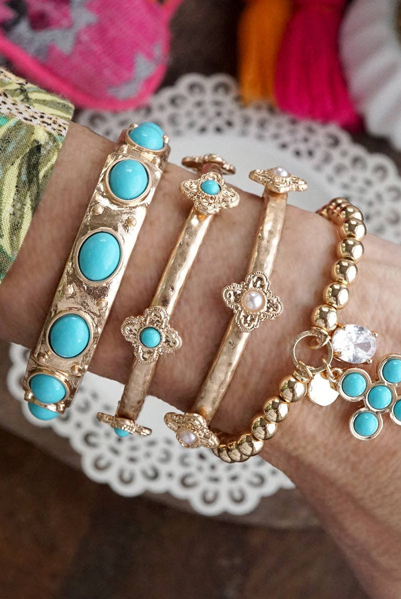 Golden Keepsakes – Charm Cluster Stretch Bracelet with Beads & Stones-Bracelets-PennyLine inc-Stuffology - Where Vintage Meets Modern, A Boutique for Real Women in Crosbyton, TX