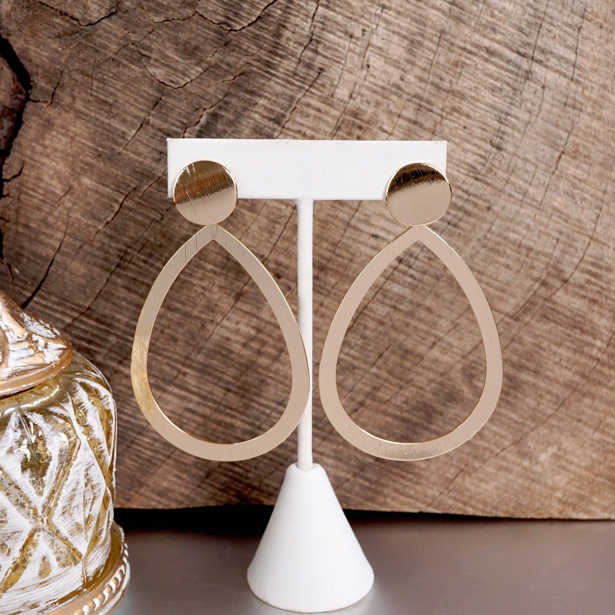 Teardrop Shape Statement Earrings – Gold Tone-PennyLine inc-Stuffology - Where Vintage Meets Modern, A Boutique for Real Women in Crosbyton, TX