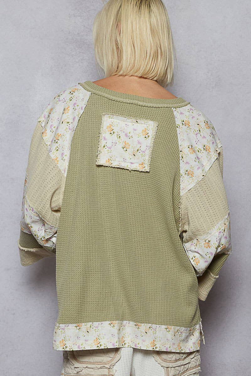 POL Clothing - Peace Sign Top-Pullover Top-Pol Clothing-Stuffology - Where Vintage Meets Modern, A Boutique for Real Women in Crosbyton, TX