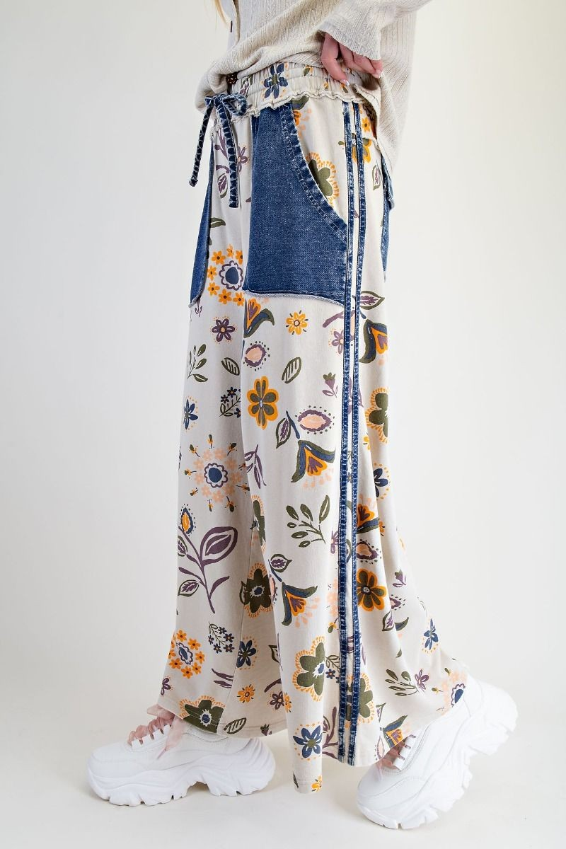 Easel Boho Patch Pocket Wide Leg Pants-Pants-Easel-Stuffology - Where Vintage Meets Modern, A Boutique for Real Women in Crosbyton, TX