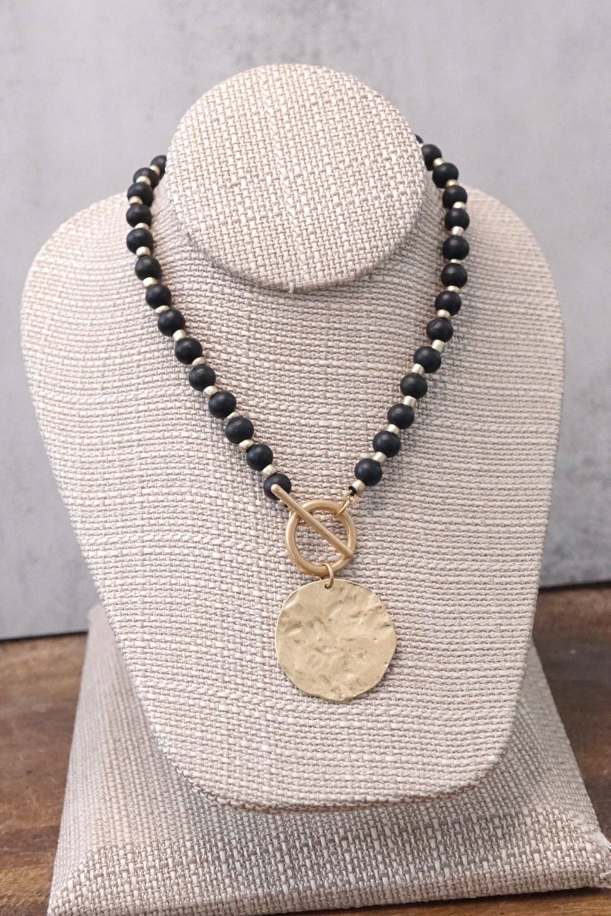 Wooden Beads Short Coin Toggle Necklace in Black and Gold-PennyLine inc-Stuffology - Where Vintage Meets Modern, A Boutique for Real Women in Crosbyton, TX