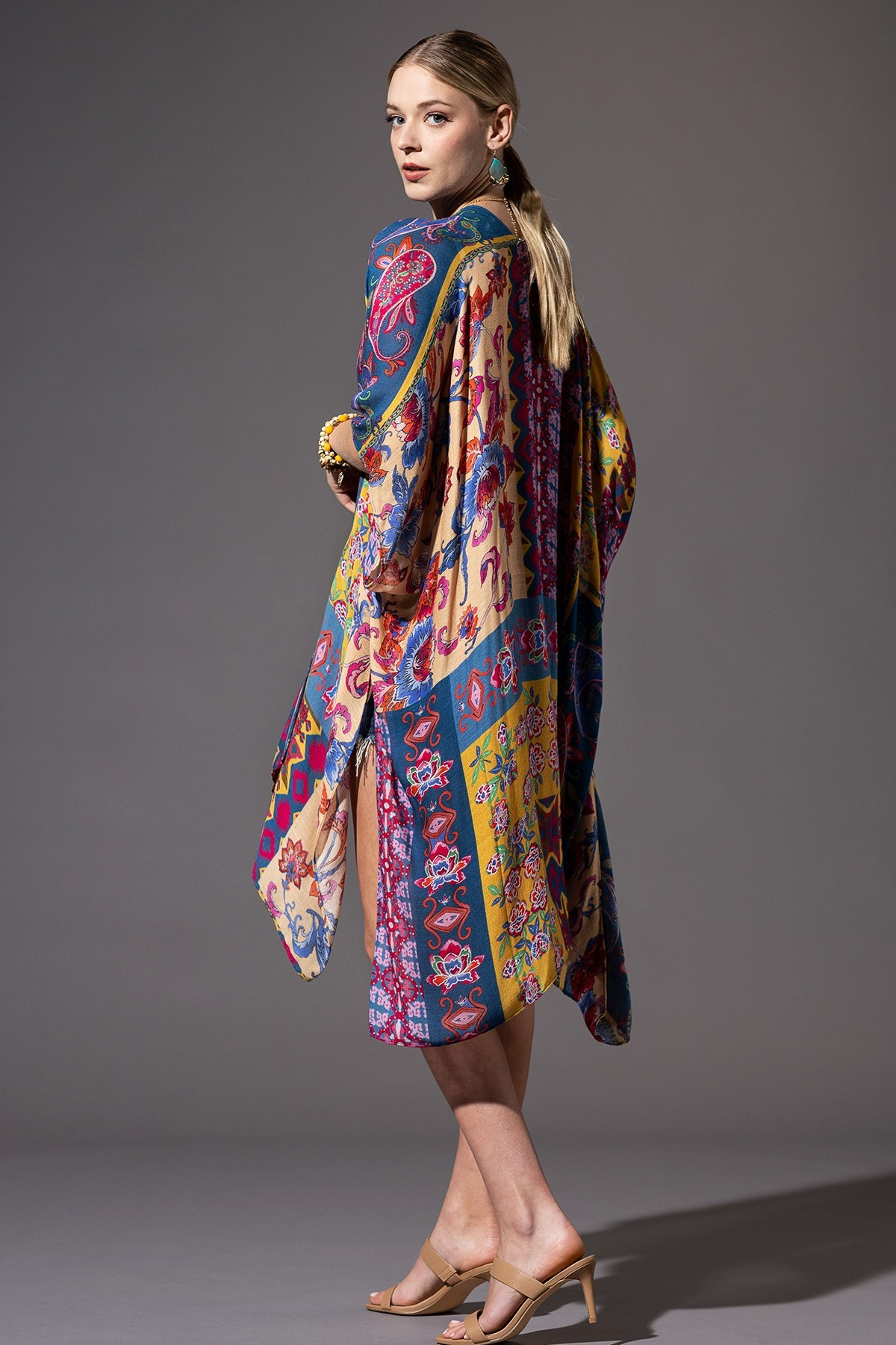 Los Pozas Boho Kimono /Stuffology Boutique-Kimonos-Urbanista-Stuffology - Where Vintage Meets Modern, A Boutique for Real Women in Crosbyton, TX