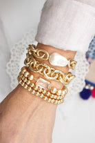Chunky Chain with a large pearl Bracelet in Worn Gold-Bracelets-PennyLine inc-Stuffology - Where Vintage Meets Modern, A Boutique for Real Women in Crosbyton, TX