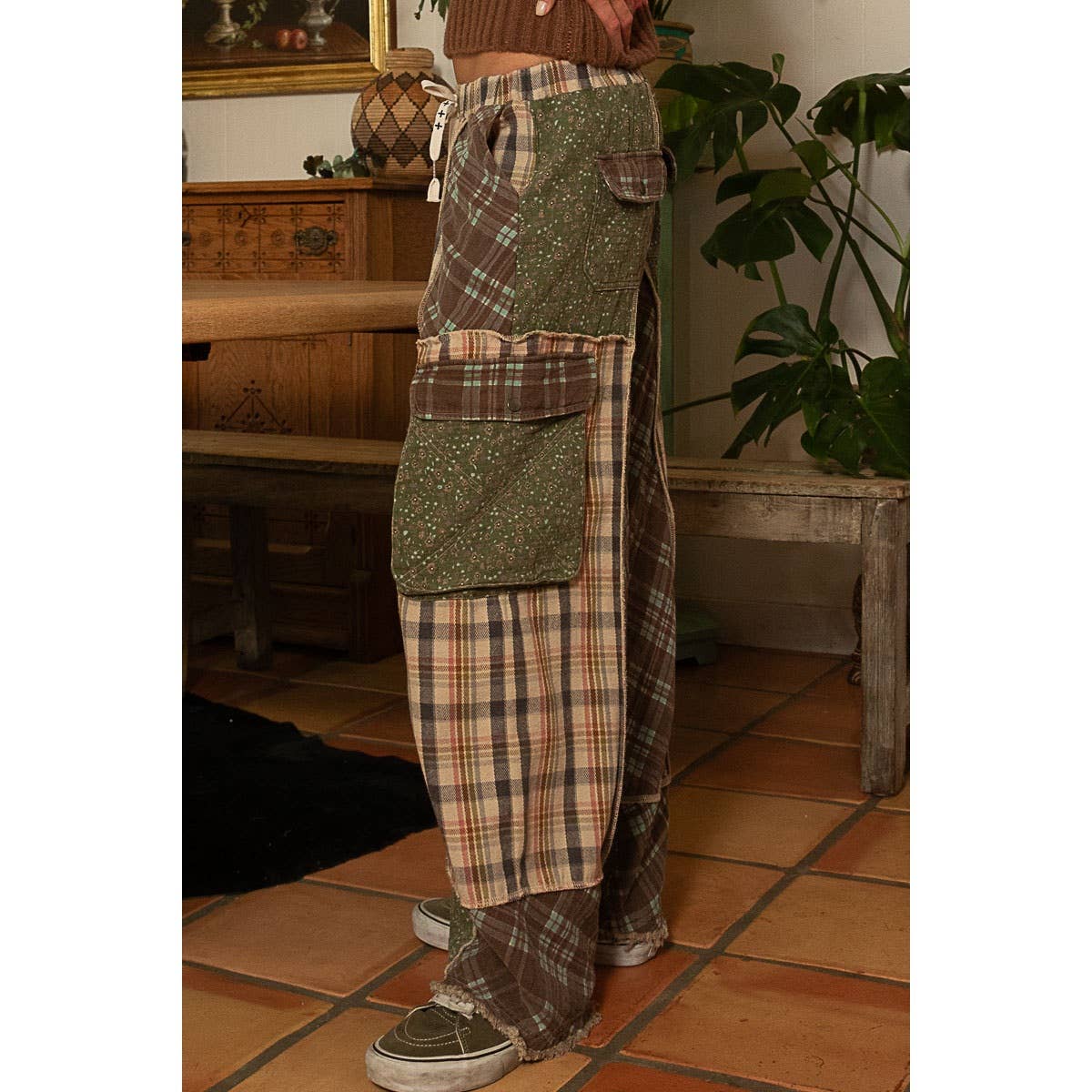 Wide Leg Elastic Waist Contrast Plaid Cargo Pockets Pants /Stuffology Boutique-Pants-Pol Clothing-Stuffology - Where Vintage Meets Modern, A Boutique for Real Women in Crosbyton, TX