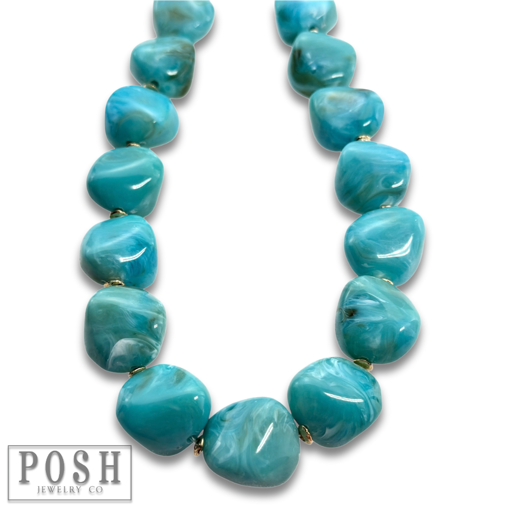 Chunky turquoise color bead necklace-Necklaces-Pink Panache Brands-Stuffology - Where Vintage Meets Modern, A Boutique for Real Women in Crosbyton, TX