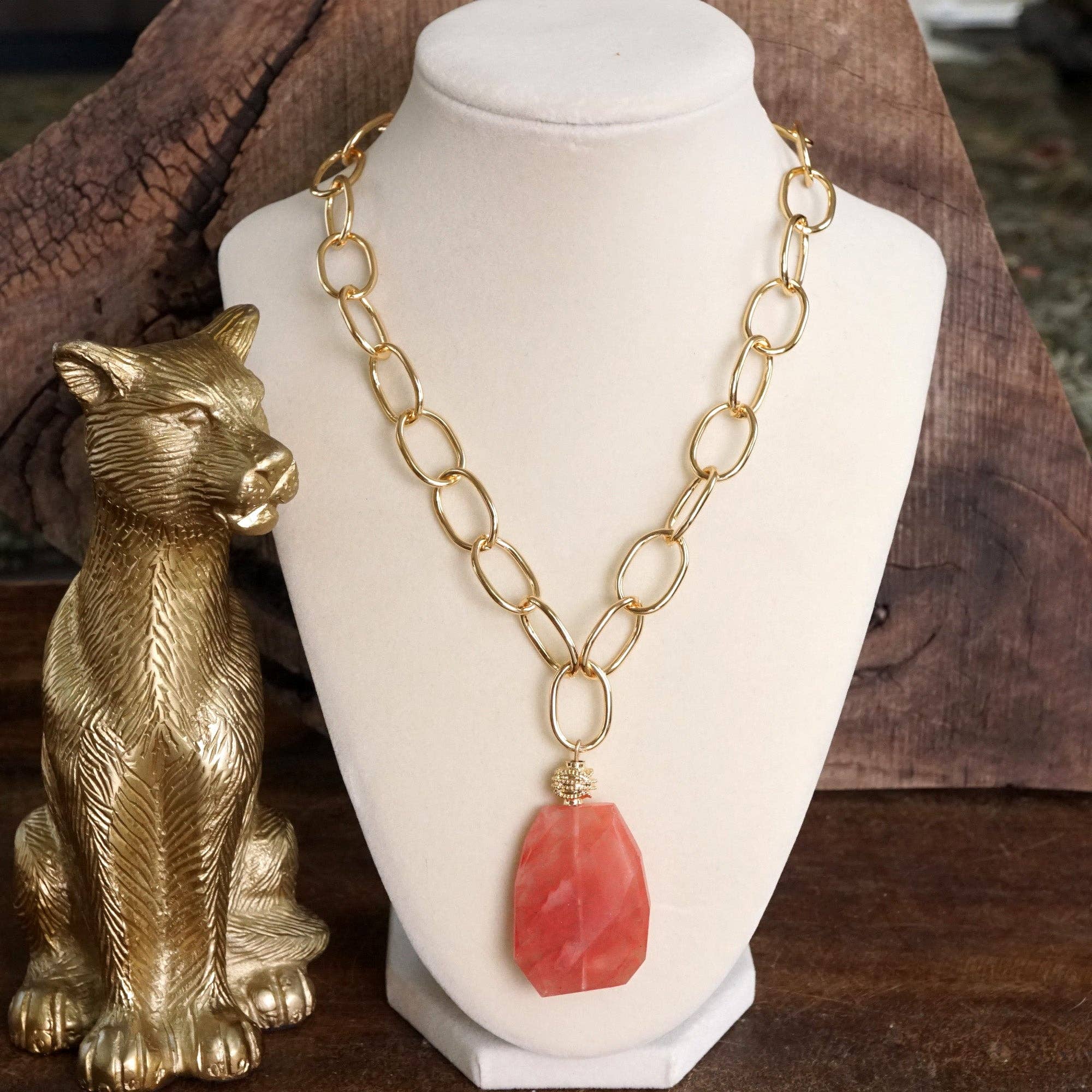 Statement Natural Stone Chain necklace-Necklaces-PennyLine inc-Stuffology - Where Vintage Meets Modern, A Boutique for Real Women in Crosbyton, TX