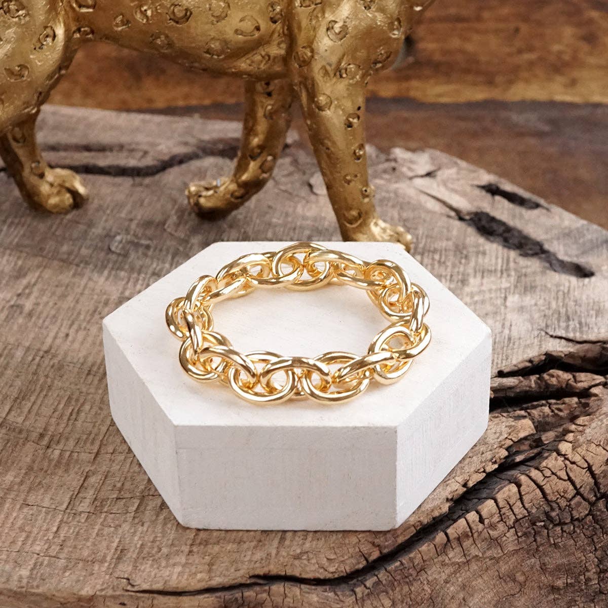 Bold Links – Chunky Chain Stretchy Bracelet - in Gold-Bracelets-PennyLine inc-Stuffology - Where Vintage Meets Modern, A Boutique for Real Women in Crosbyton, TX