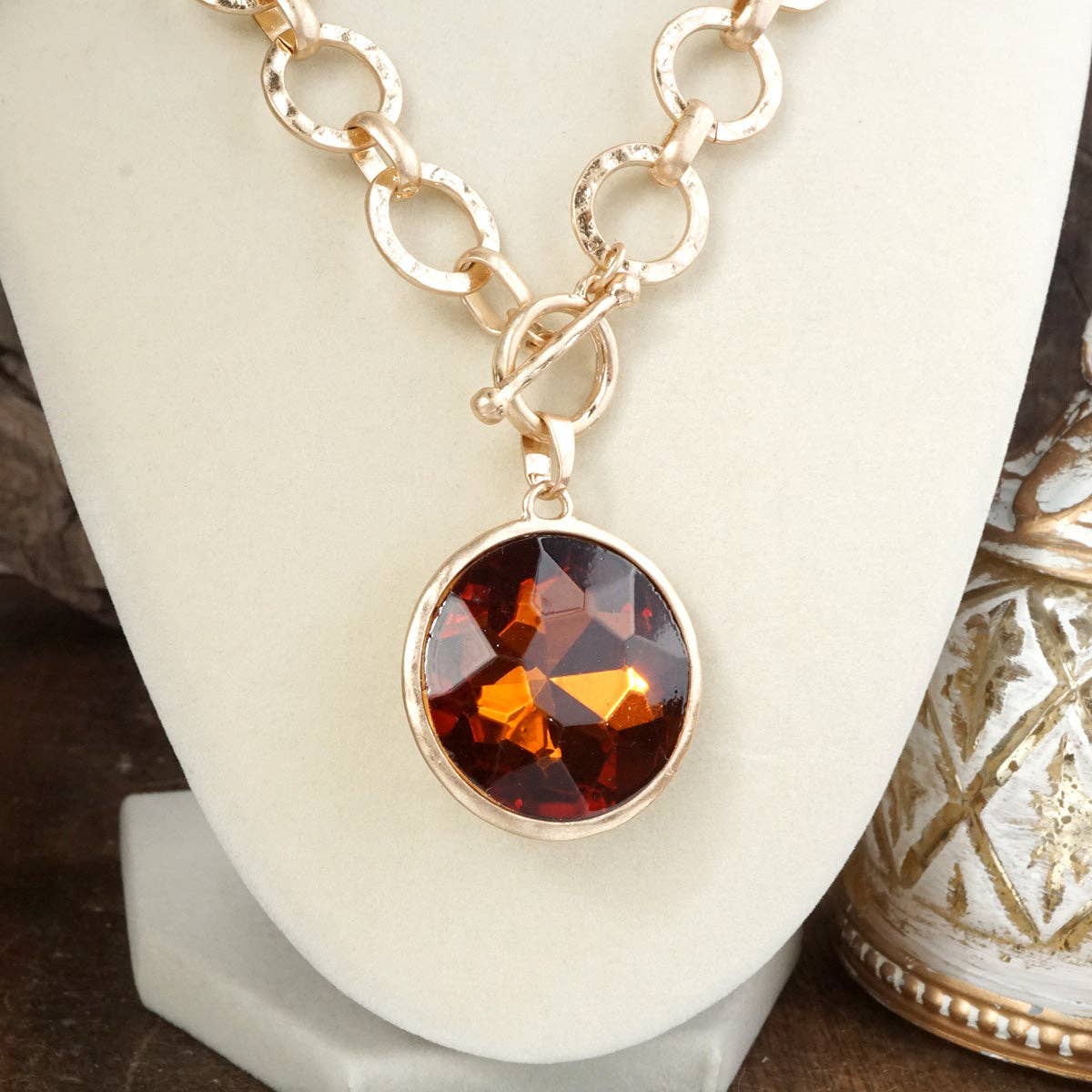 Gilded Radiance – Chunky Ring Chain Necklace with Sparkly Crystal-necklace-PennyLine inc-Stuffology - Where Vintage Meets Modern, A Boutique for Real Women in Crosbyton, TX