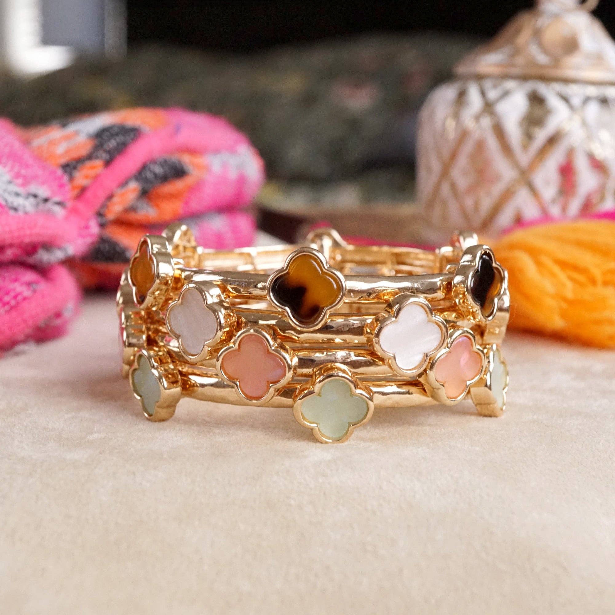 Clover Stretchy Bangle Bracelet – White, Pink, Mint, Tortoise-PennyLine inc-Stuffology - Where Vintage Meets Modern, A Boutique for Real Women in Crosbyton, TX