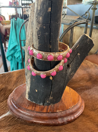 Eternity Statement Gold Tone Bangle-Bracelets-PennyLine inc-Stuffology - Where Vintage Meets Modern, A Boutique for Real Women in Crosbyton, TX