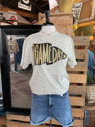 Leopard Game Day Tee-Graphic Tees-Texas True Threads-Stuffology - Where Vintage Meets Modern, A Boutique for Real Women in Crosbyton, TX