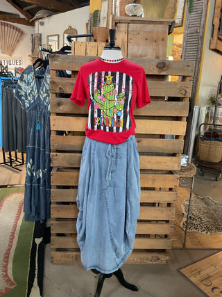 Feliz Navidad Tee-Graphic Tees-Texas True Threads-Stuffology - Where Vintage Meets Modern, A Boutique for Real Women in Crosbyton, TX