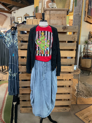 Feliz Navidad Tee-Graphic Tees-Texas True Threads-Stuffology - Where Vintage Meets Modern, A Boutique for Real Women in Crosbyton, TX