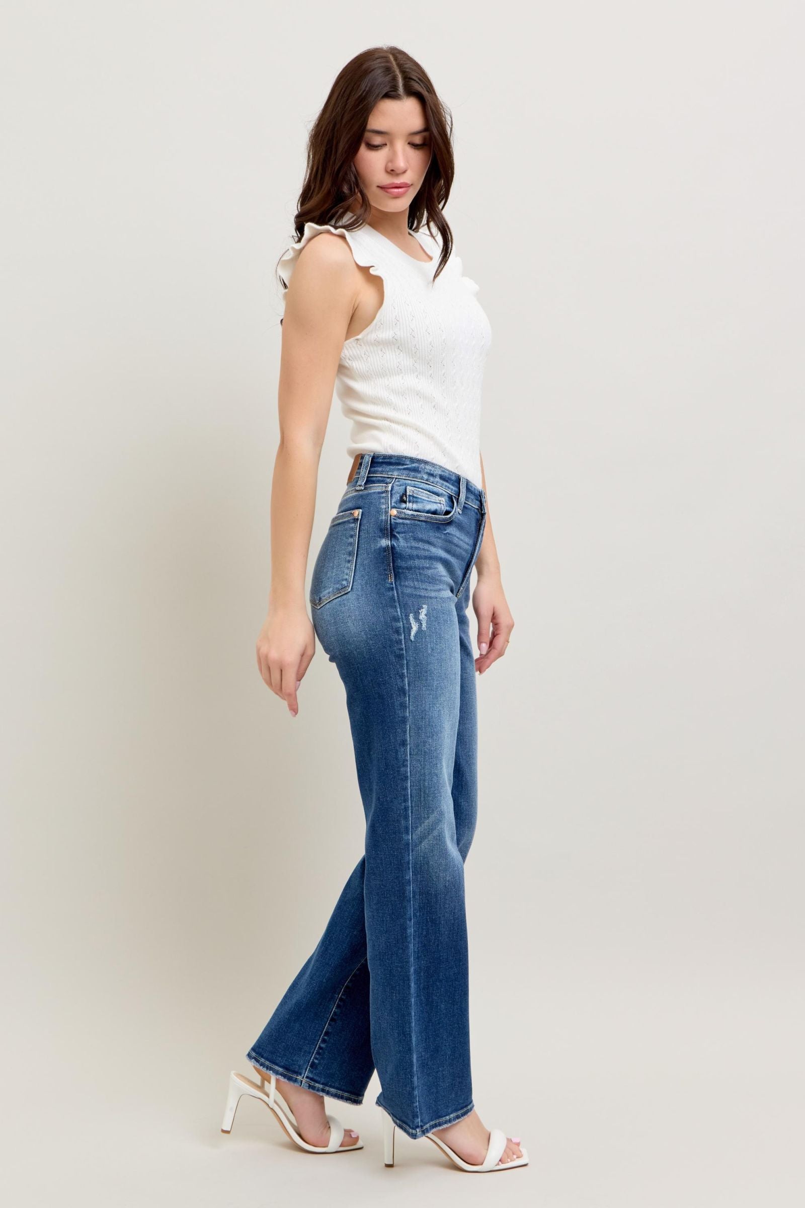 90’s Straight Fit Judy Blue Jeans-Jeans-JUDY BLUE-Stuffology - Where Vintage Meets Modern, A Boutique for Real Women in Crosbyton, TX