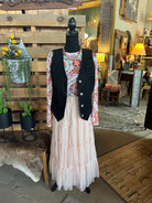 Denim Vest /Stuffology Boutique-vest-Listicle-Stuffology - Where Vintage Meets Modern, A Boutique for Real Women in Crosbyton, TX