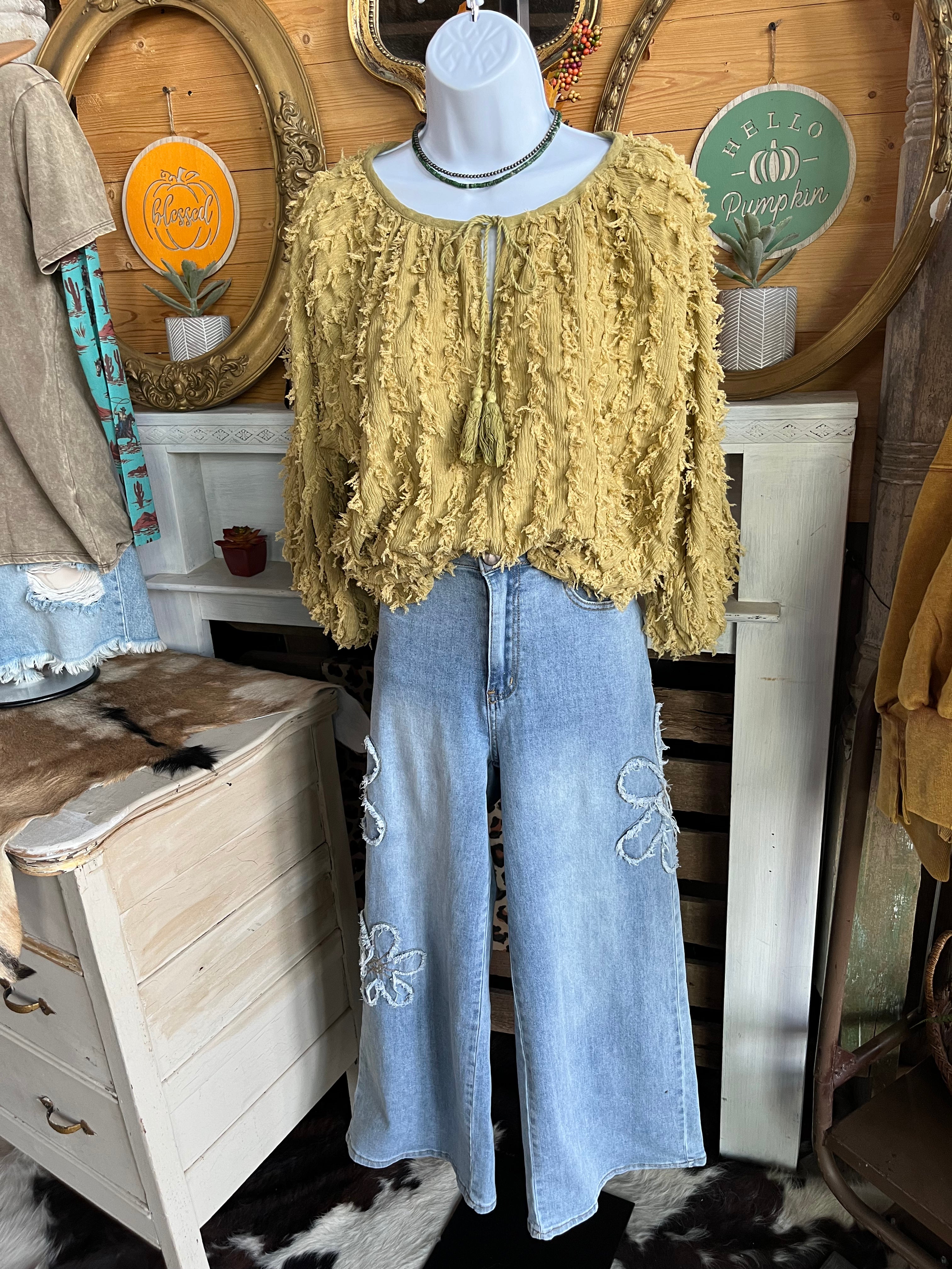 Light Olive Bubble Half Sleeve Textured Top /Stuffology Boutique-TOP-EASEL-Stuffology - Where Vintage Meets Modern, A Boutique for Real Women in Crosbyton, TX