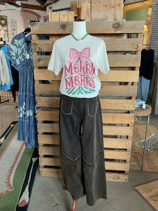 Merry Merry Bow Tree-Graphic Tees-Branded Cotton-Stuffology - Where Vintage Meets Modern, A Boutique for Real Women in Crosbyton, TX