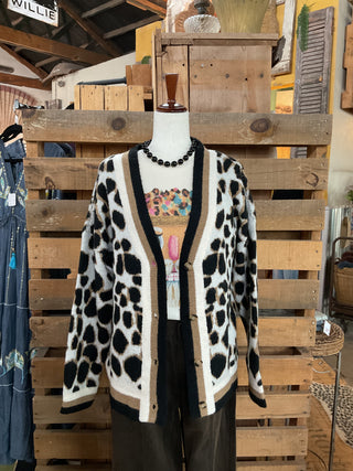 Leopard Print V-Neck Cardigan