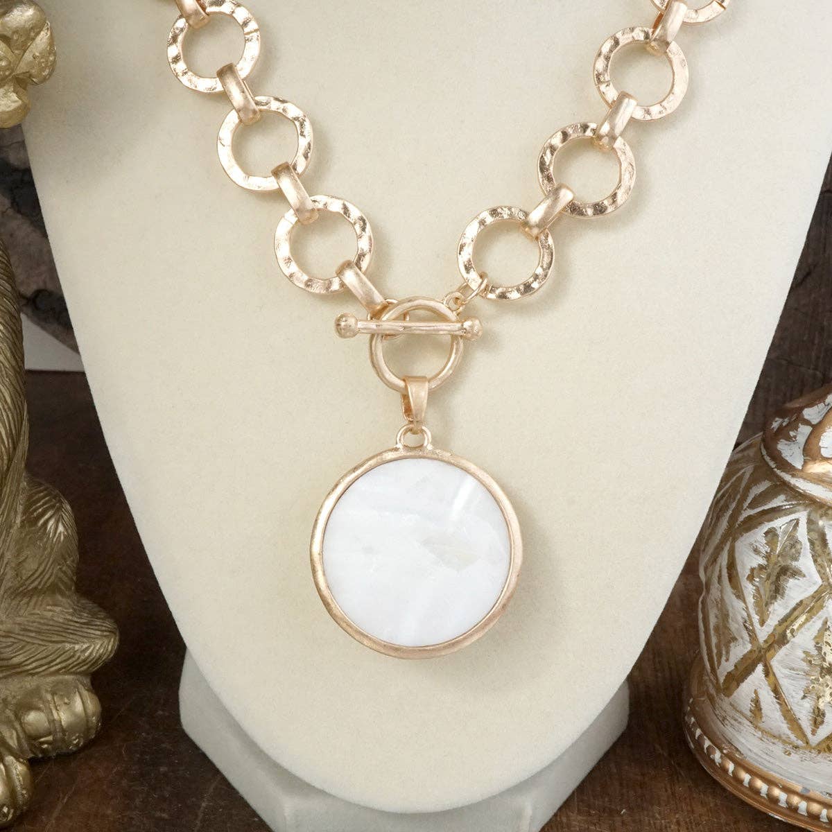Gilded Radiance – Chunky Ring Chain Necklace with Sparkly Crystal-necklace-PennyLine inc-Stuffology - Where Vintage Meets Modern, A Boutique for Real Women in Crosbyton, TX