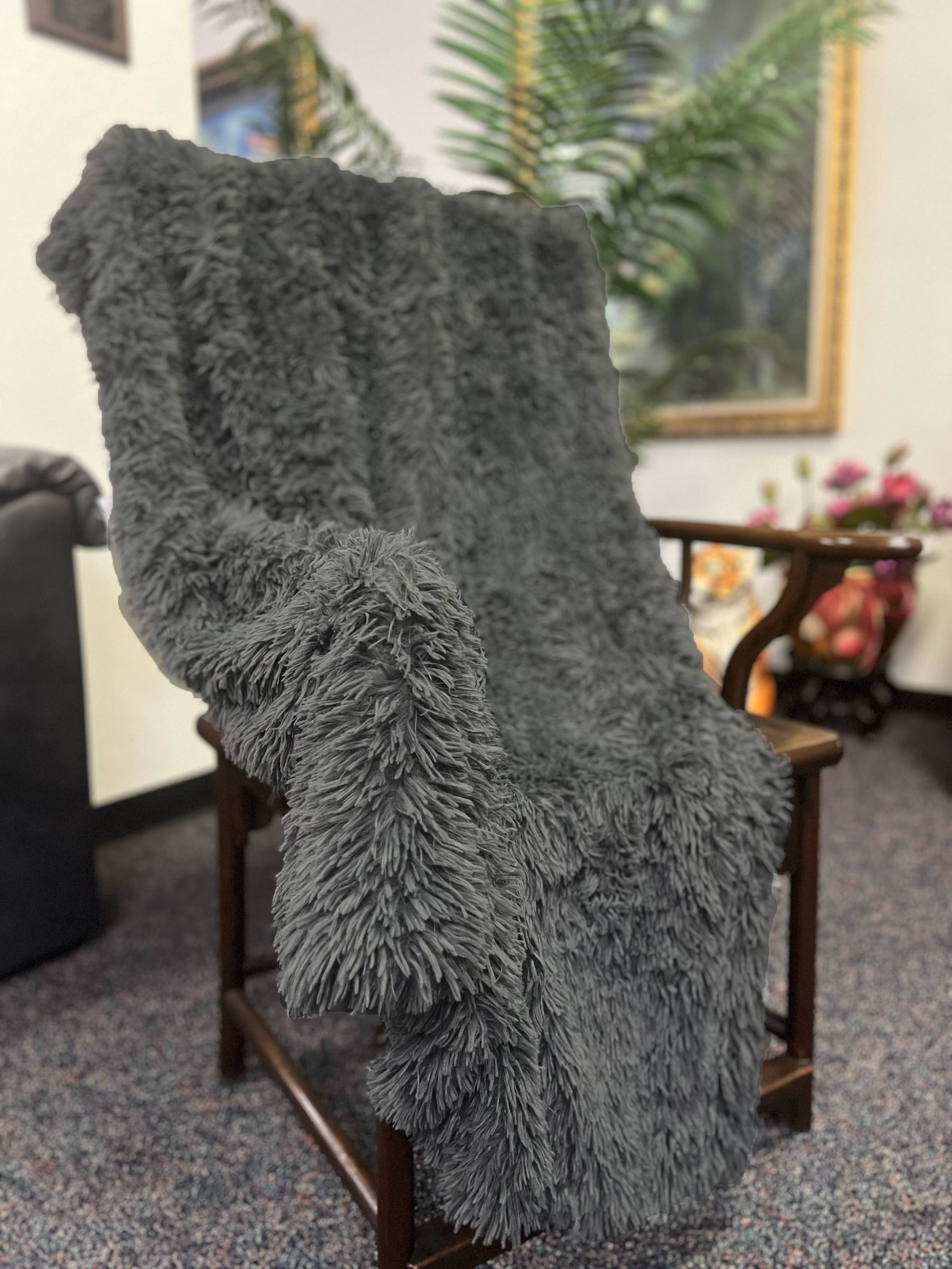 Dreamy Faux Fur Throw - Laurel & Mayfair-Faux Fur Throw-Stuffology Boutique-Stuffology - Where Vintage Meets Modern, A Boutique for Real Women in Crosbyton, TX