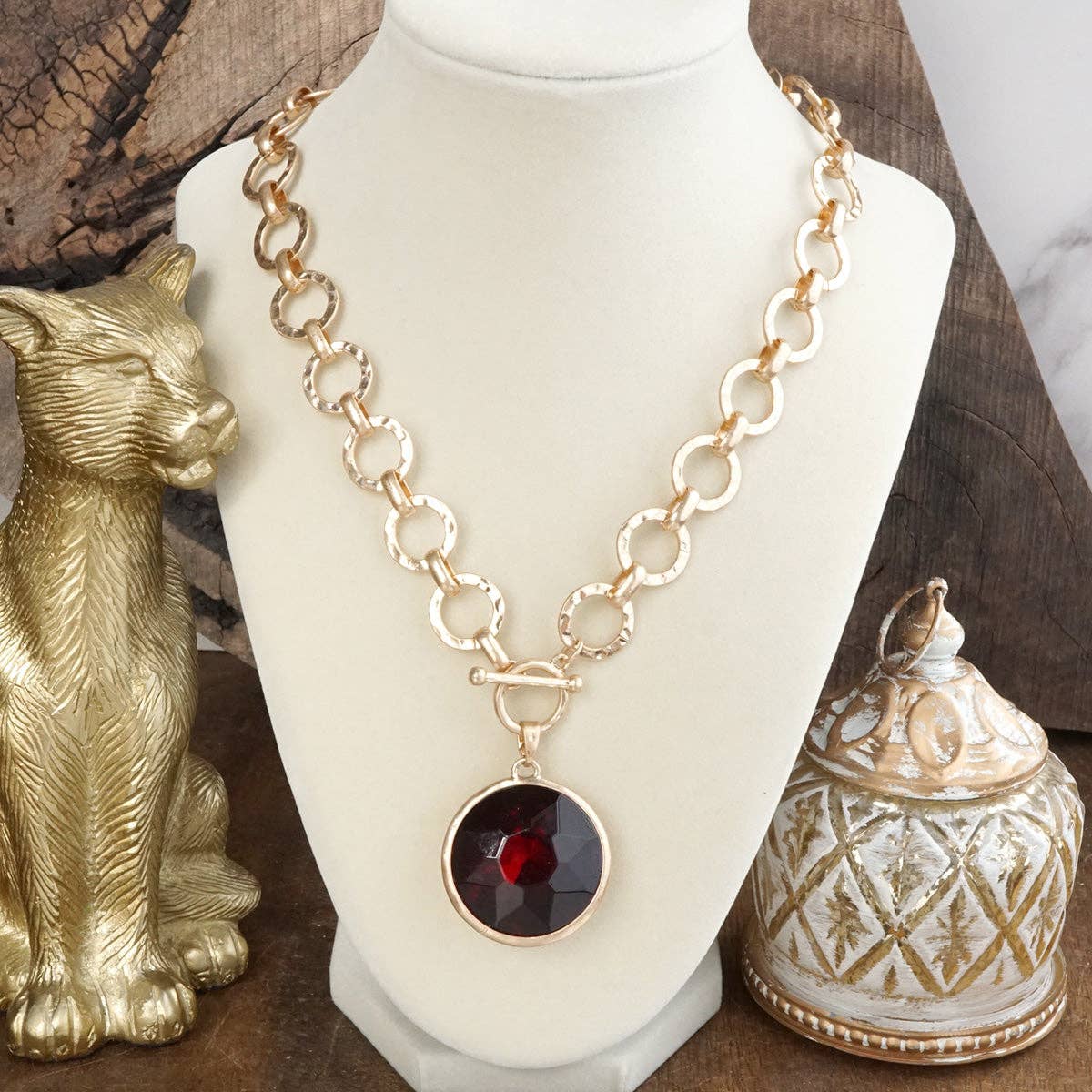 Gilded Radiance – Chunky Ring Chain Necklace with Sparkly Crystal-necklace-PennyLine inc-Stuffology - Where Vintage Meets Modern, A Boutique for Real Women in Crosbyton, TX