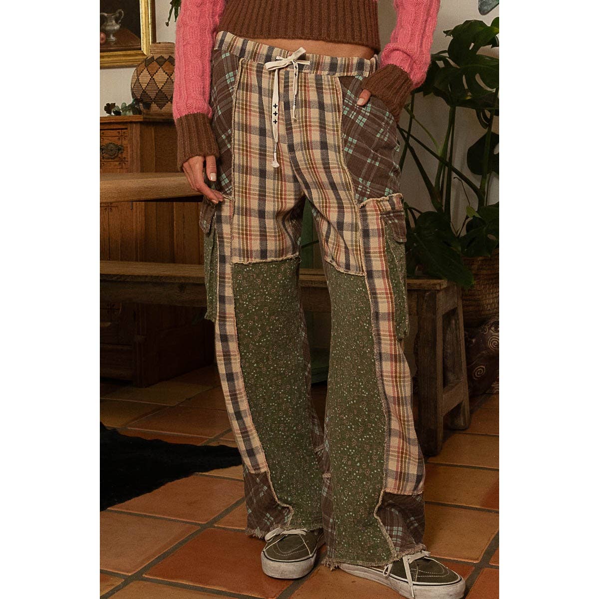 Wide Leg Elastic Waist Contrast Plaid Cargo Pockets Pants /Stuffology Boutique-Pants-Pol Clothing-Stuffology - Where Vintage Meets Modern, A Boutique for Real Women in Crosbyton, TX