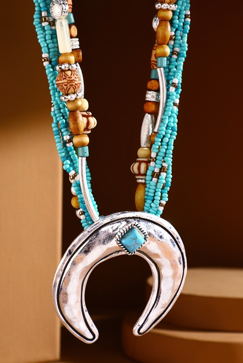 BEADED NAVAJO NECKLACE WITH CRESCENT MOON PENDANT / STUFFOLOGY BOUTIQUE-Necklaces-Urbanista-Stuffology - Where Vintage Meets Modern, A Boutique for Real Women in Crosbyton, TX